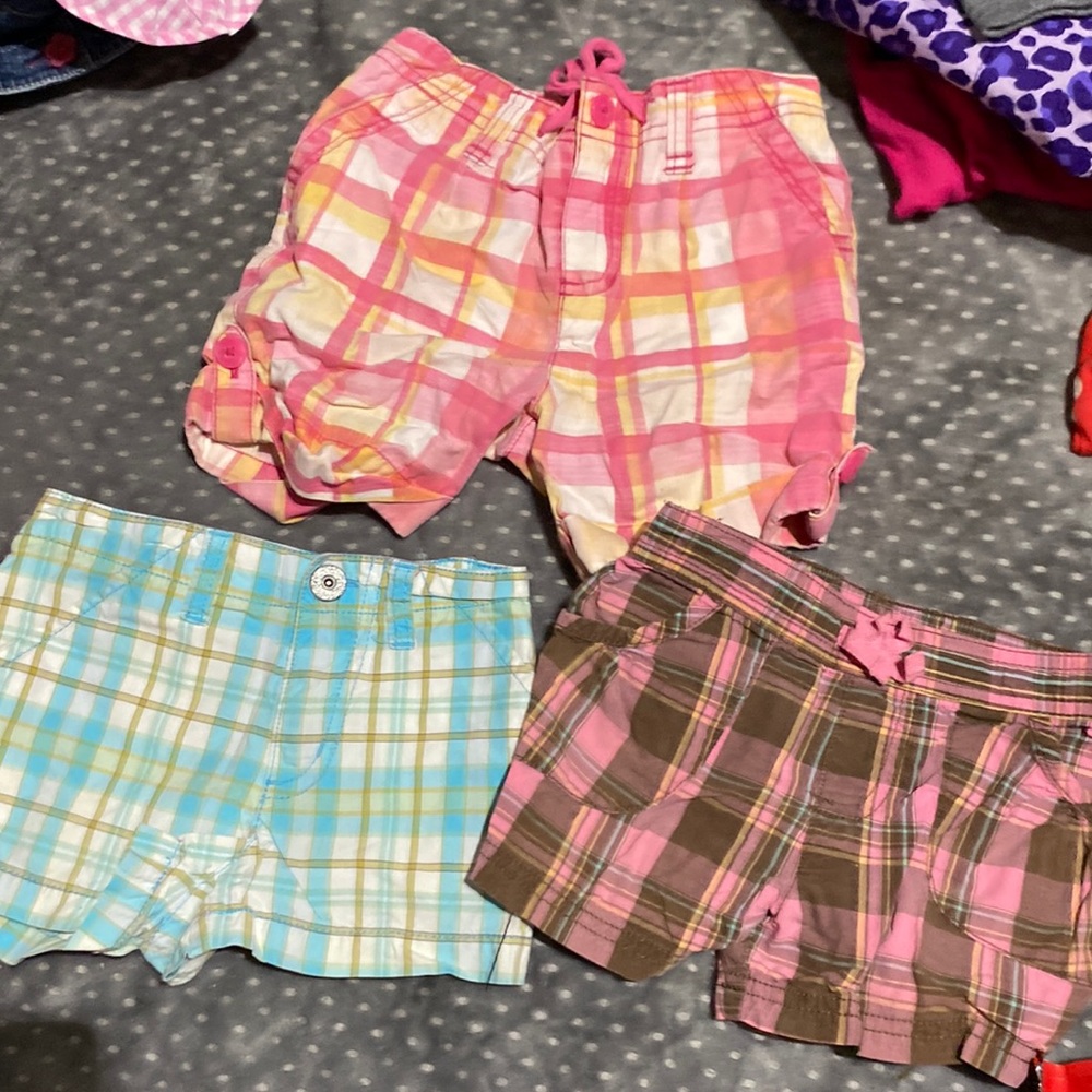 3 pairs of 3t shorts